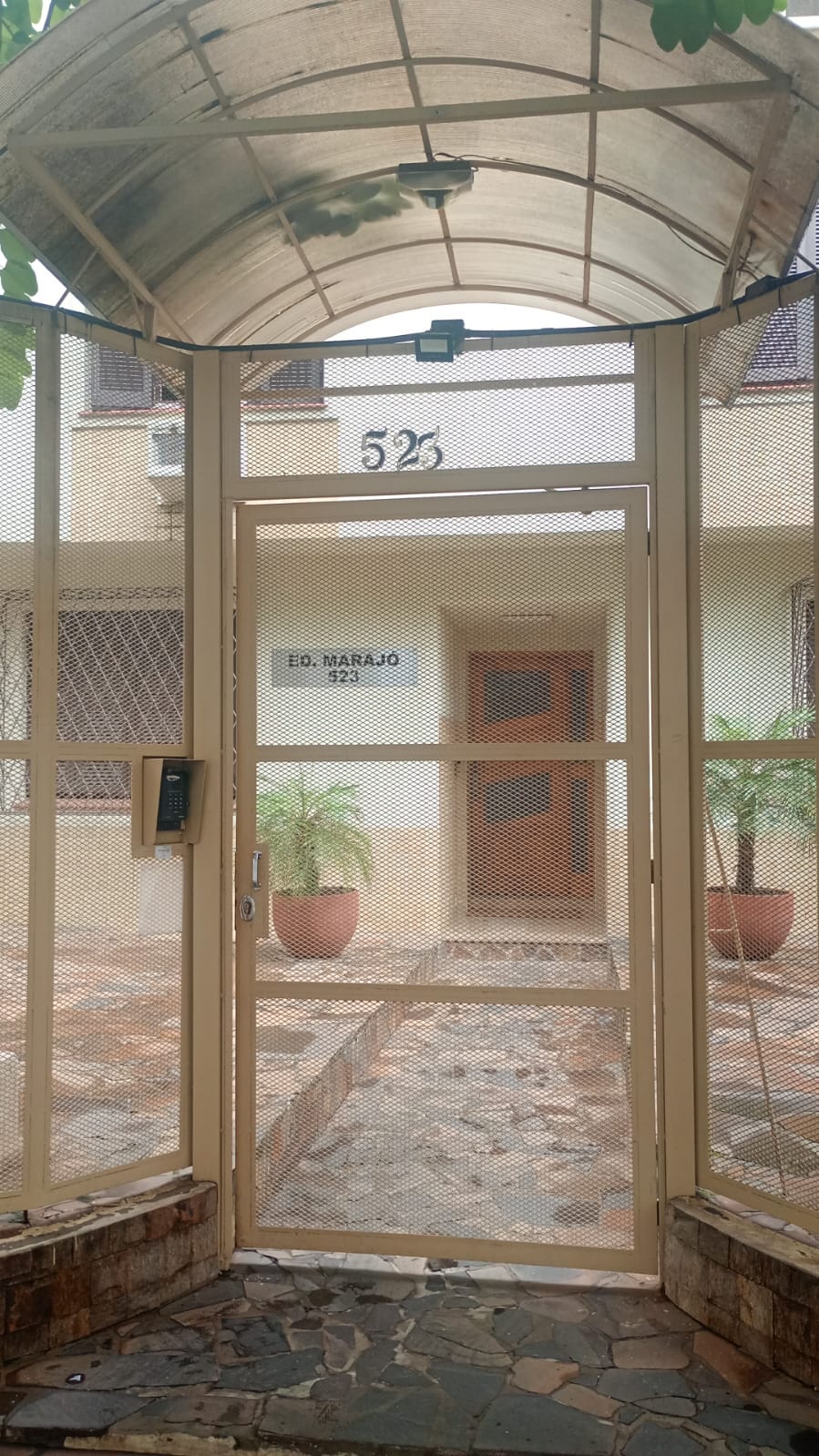 RUA CORONEL CORTE REAL 523 APARTAMENTO 11 - EDIFÍCIO MARAJÓ - PETRÓPOLIS - Porto Alegre/RS — foto principal